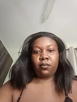 Snapshot of SassyAss_Coco chatting on June 17, 2026, 1:19 am SassyAss Coco online show from June 17, 2026, 1:19 am