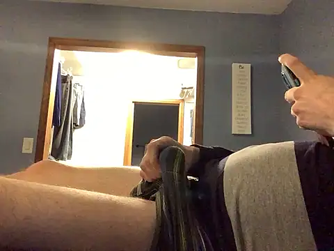 Hebrewhammers42 online show from January 24, 2025, 4:05 am