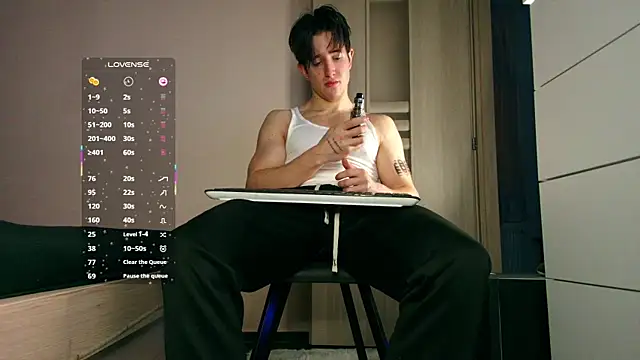 ChristianLevine  online show from January 11, 2026, 5:01 am