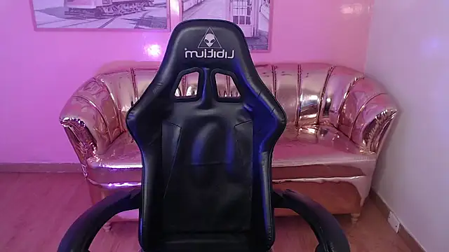 Snapshot of carlie_mayer_v chatting on September 30, 2025, 3:39 pm carlie mayer v online show from September 30, 2025, 3:39 pm