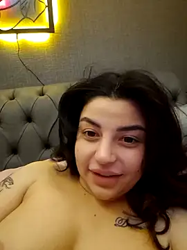 Esmertarcinim online show from February 5, 2025, 6:59 pm