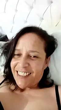 Snapshot of Emilyjunn chatting on December 27, 2024, 6:57 am Emilyjunn online show from December 27, 2024, 6:57 am