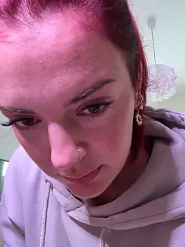 Snapshot of LexyGold chatting on November 27, 2025, 7:43 am LexyGold online show from November 27, 2025, 7:43 am