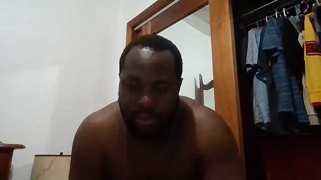 Snapshot of Bighood_T chatting on October 9, 2025, 3:43 pm Bighood T online show from October 9, 2025, 3:43 pm