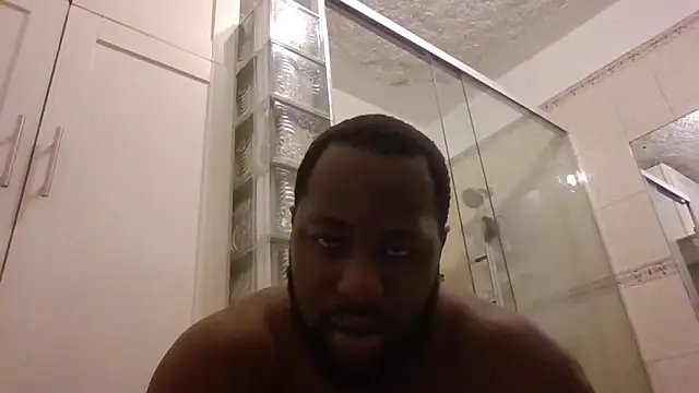 Snapshot of Bighood_T chatting on February 17, 2026, 3:58 am Bighood T online show from February 17, 2026, 3:58 am