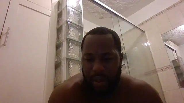 Snapshot of Bighood_T chatting on February 18, 2026, 5:25 am Bighood T online show from February 18, 2026, 5:25 am