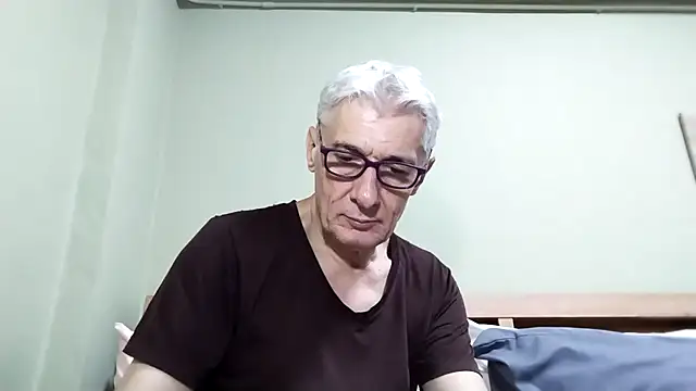 BIGUNCUTHARDCOCK online show from October 23, 2025, 1:10 pm