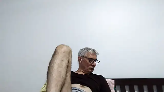 BIGUNCUTHARDCOCK online show from February 24, 2026, 2:26 pm