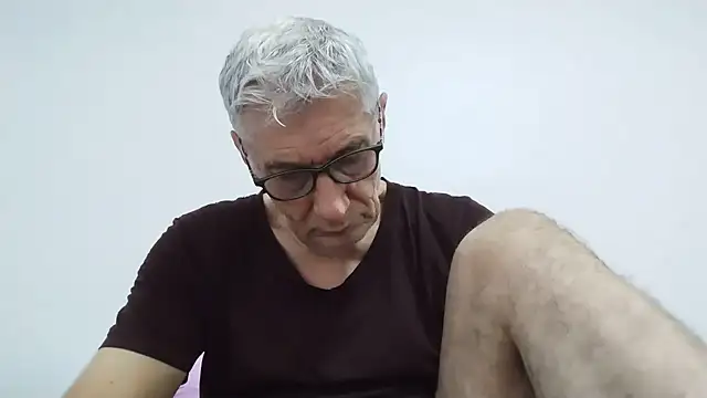 Snapshot of BIGUNCUTHARDCOCK chatting on June 10, 2026, 1:28 am BIGUNCUTHARDCOCK online show from June 10, 2026, 1:28 am