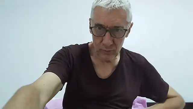 Snapshot of BIGUNCUTHARDCOCK chatting on July 6, 2026, 1:02 am BIGUNCUTHARDCOCK online show from July 6, 2026, 1:02 am