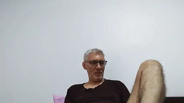 Snapshot of BIGUNCUTHARDCOCK chatting on July 7, 2026, 6:47 am BIGUNCUTHARDCOCK online show from July 7, 2026, 6:47 am