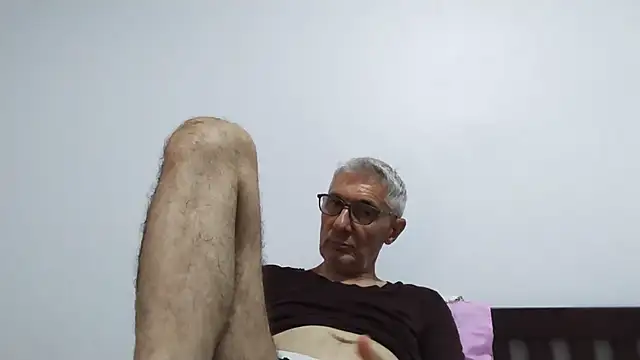 Snapshot of BIGUNCUTHARDCOCK chatting on July 7, 2026, 7:23 am BIGUNCUTHARDCOCK online show from July 7, 2026, 7:23 am