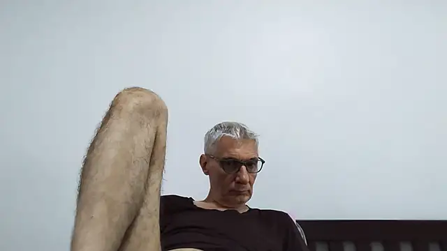 Snapshot of BIGUNCUTHARDCOCK chatting on July 13, 2026, 12:02 am BIGUNCUTHARDCOCK online show from July 13, 2026, 12:02 am