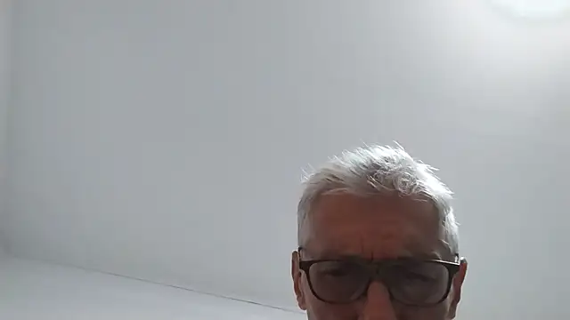 Snapshot of BIGUNCUTHARDCOCK chatting on July 14, 2026, 10:21 am BIGUNCUTHARDCOCK online show from July 14, 2026, 10:21 am