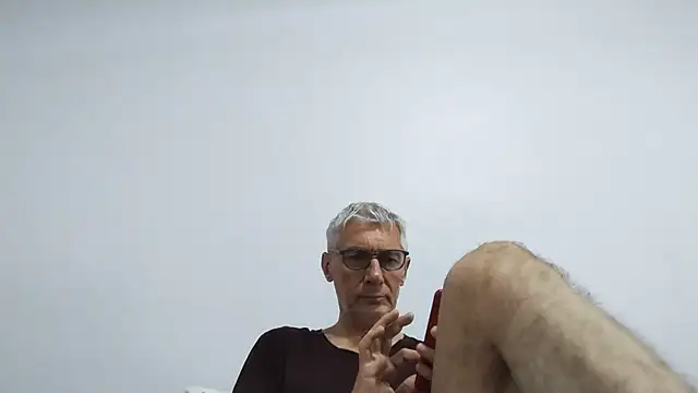 Snapshot of BIGUNCUTHARDCOCK chatting on July 15, 2026, 12:05 am BIGUNCUTHARDCOCK online show from July 15, 2026, 12:05 am