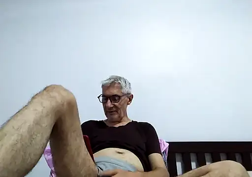 Snapshot of BIGUNCUTHARDCOCK chatting on July 31, 2026, 11:59 pm BIGUNCUTHARDCOCK online show from July 31, 2026, 11:59 pm