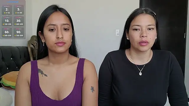 Snapshot of 2SummerLove1 chatting on December 11, 2024, 12:02 pm 2SummerLove1 online show from December 11, 2024, 12:02 pm