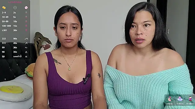 Snapshot of 2SummerLove1 chatting on February 2, 2025, 4:00 pm 2SummerLove1 online show from February 2, 2025, 4:00 pm