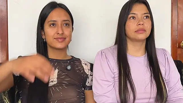 Snapshot of 2SummerLove1 chatting on January 18, 2026, 2:32 pm 2SummerLove1 online show from January 18, 2026, 2:32 pm