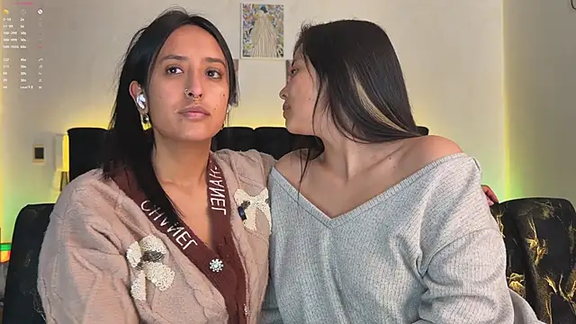 Snapshot of 2SummerLove1 chatting on February 20, 2026, 11:05 pm 2SummerLove1 online show from February 20, 2026, 11:05 pm