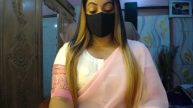 Snapshot of SohanaSabaSexy chatting on November 29, 2025, 4:32 pm SohanaSabaSexy online show from November 29, 2025, 4:32 pm