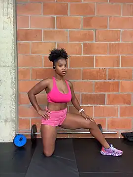 Snapshot of sowfit chatting on December 30, 2024, 3:02 pm sowfit online show from December 30, 2024, 3:02 pm