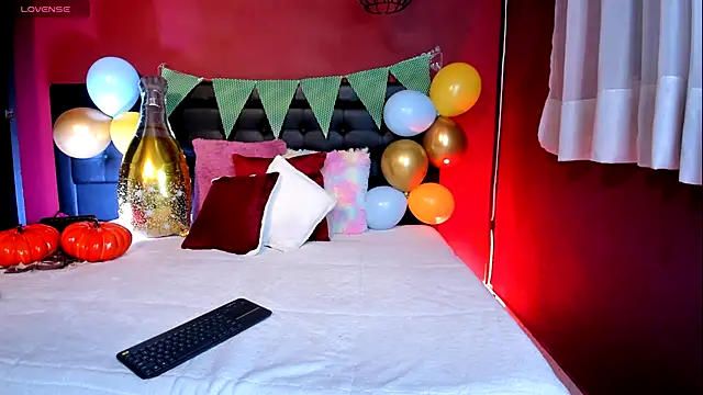 Snapshot of _Tattoo_Couple chatting on September 28, 2025, 2:22 pm Tattoo Couple online show from September 28, 2025, 2:22 pm