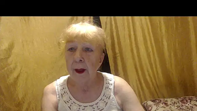 Snapshot of _Estelitta_5 chatting on September 29, 2025, 6:02 pm Estelitta 5 online show from September 29, 2025, 6:02 pm