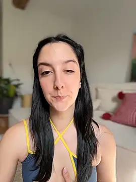  Juliette online show from March 13, 2026, 1:18 pm