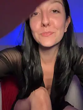 Snapshot of _Juliette chatting on June 9, 2026, 9:15 pm Juliette online show from June 9, 2026, 9:15 pm