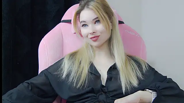 Snapshot of Haters__ chatting on October 22, 2025, 5:52 am Haters online show from October 22, 2025, 5:52 am