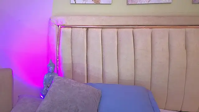 sophiia grey 1 online show from June 4, 2026, 10:38 pm