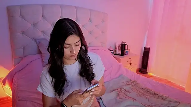 ChanellGV online show from October 22, 2025, 7:57 pm