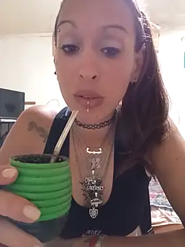 Zorrita Fox online show from December 23, 2025, 1:14 am