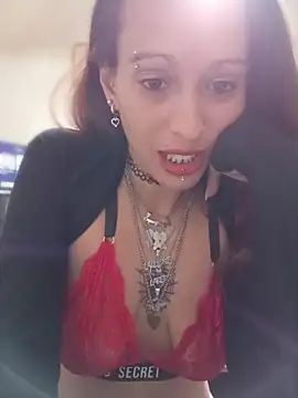 Snapshot of Zorrita_Fox chatting on May 15, 2026, 12:17 am Zorrita Fox online show from May 15, 2026, 12:17 am