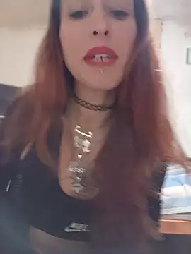 Snapshot of Zorrita_Fox chatting on May 19, 2026, 1:11 am Zorrita Fox online show from May 19, 2026, 1:11 am
