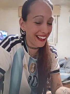 Snapshot of Zorrita_Fox chatting on June 12, 2026, 5:17 am Zorrita Fox online show from June 12, 2026, 5:17 am