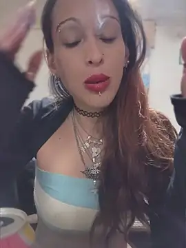 Snapshot of Zorrita_Fox chatting on July 8, 2026, 12:26 am Zorrita Fox online show from July 8, 2026, 12:26 am