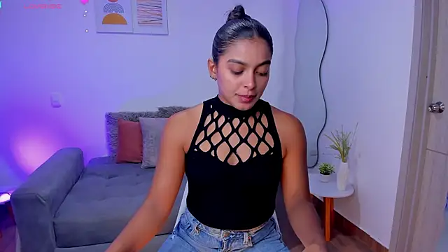 amandaconner online show from July 29, 2026, 4:54 am