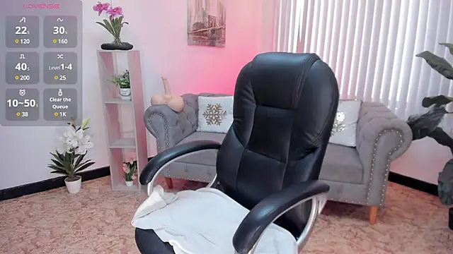 Snapshot of Aida_adams chatting on January 30, 2025, 8:31 pm Aida adams online show from January 30, 2025, 8:31 pm