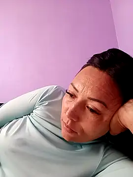 Snapshot of Laura_martin_ chatting on March 8, 2025, 5:33 pm Laura martin online show from March 8, 2025, 5:33 pm