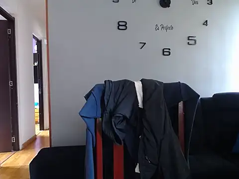 Snapshot of Laura_martin_ chatting on September 10, 2025, 3:56 pm Laura martin online show from September 10, 2025, 3:56 pm