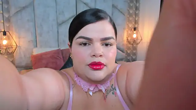 Sara Thompsoon online show from March 10, 2026, 11:59 am