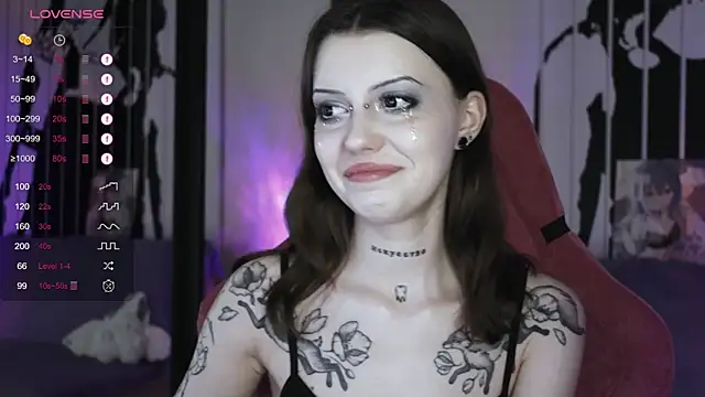 prettybones online show from January 12, 2025, 1:16 pm