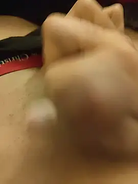 waseem78m online show from April 8, 2026, 9:04 pm