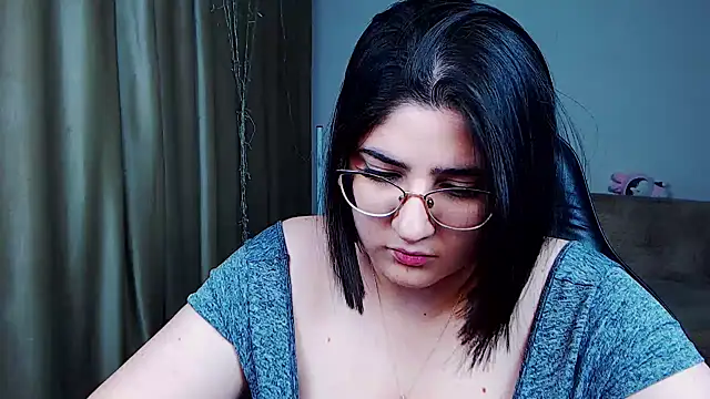 Crazy Bunya online show from December 6, 2024, 1:44 pm