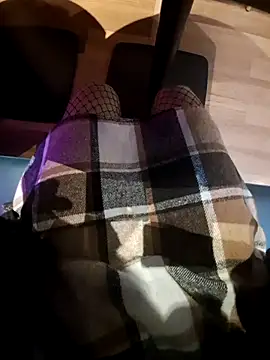 SexyErola27 online show from December 19, 2024, 3:52 pm