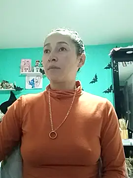 emilypoppy3 online show from March 5, 2025, 1:17 pm