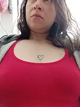 emilypoppy3 online show from June 12, 2026, 4:06 pm