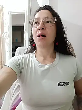 emilypoppy3 online show from July 25, 2026, 12:47 pm